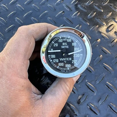 Smiths Oil Water Gauge GD1501/14A Max Temp 230 deg F Max Pressure 100 lb 1967 MG - Image 1 of 4