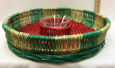 Chip & Dip Basket Serving Tray Red & Green Wicker w/ Glass Bowl 16" Picnic  - Image 1 of 4