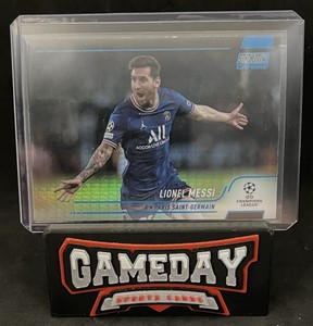 2021-22 Topps Stadium Club Chrome UCL Blue Prism Refractor Lionel Messi #30