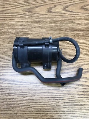 PIEZA BOTE HONDA CBR250R 2011-2013 # 17421-KYJ-902 Foto 1 de 4