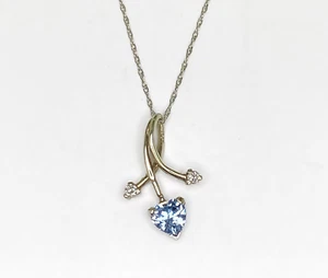 Collar colgante de oro blanco de 14 k con detalles de diamantes de tanzanita azul corazón de 5 mm - Imagen 1 de 3