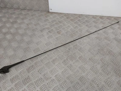 Antenne NISSAN NOTE 1 PHASE 1 28215-AX600 - Photo 1/4