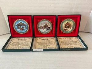 Vintage P. Buckley Moss "Bridge Trilogy" Weihnachtsschmuck 3er Set Neu im Karton - Bild 1 von 10