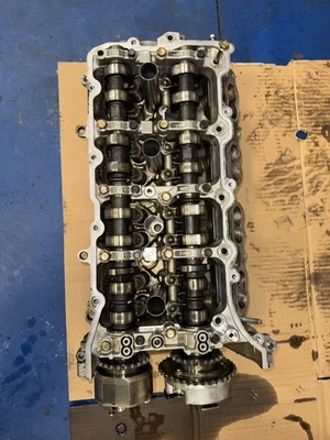 Toyota Tundra 2007 2008 2009 2010 2011 2012-17 culata delantera derecha 5,7  Foto 1 de 4