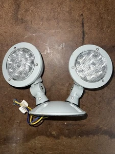 NUEVO LITHONIA ELA T QWP L0304 M12 Aluminio Doble Lámpara LED Luces Impermeable 3.6V - Imagen 1 de 4