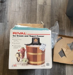 Rival 4-Quart Electric Ice Cream & Yogurt Freezer w/ Wood Bucket  8455 USA NOB - Picture 1 of 3