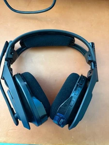 Cuffie da gioco wireless Astro A50 Gen 4 con stazione base Xbox PC - Foto 1 di 10
