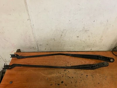 PEUGEOT 3008 MK1 2010 BRAZOS LIMPIAPARABRISAS LADO CONDUCTOR Y PASAJERO 9672059680 9685753780 Foto 1 de 2