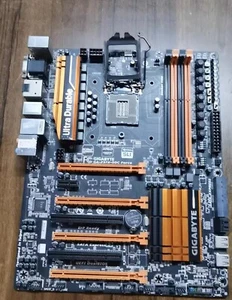Placa madre de escritorio GigaByte GA-Z97X-SOC FORCE Intel Z97 LGA1150 DDR3 ATX - Imagen 1 de 3
