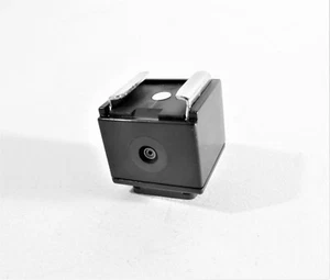 Strobies Interfit Hotshoe to PC Adapter STR115 - Picture 1 of 3