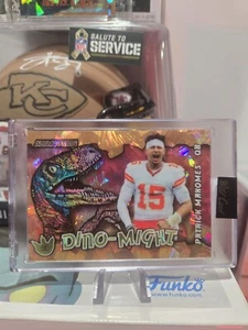 Patrick Mahomes 1/1 Cracked Ice Raptor Alumination Dino Might Wildcard - Picture 1 of 6