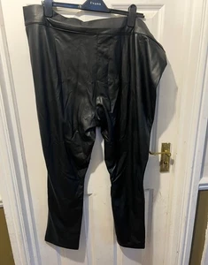 Simply Be Damen Leggings schwarz PU Kunstleder Größe 26 - Bild 1 von 2