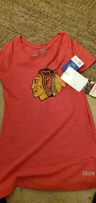 Camiseta Chicago Blackhawks Patrick Kane #88 CCM Distressed - Para mujer Talla Mediana Nueva con Etiquetas Foto 1 de 2