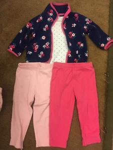 Carters Outfit 4-teiliges Set 12 Monate Baby Mädchen Fleece Blumenmuster EUC! - Bild 1 von 2