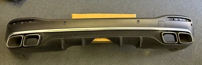 原始设备制造商梅赛德斯奔驰 GLS 63 AMG 后保险杠扩散器 A1678857805 带排气尖 — 第 1/4 张图片