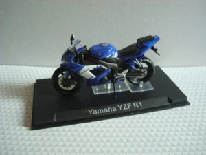 Yamaha YZF R 1 - Blau Weiss - Top 1:24 - Bild 1 von 3