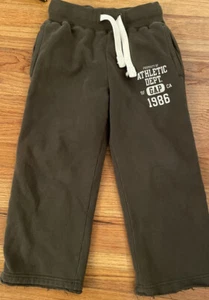 Boys Gap Kids Dark Green Sweatpants Size Small (6-7) - Picture 1 of 4