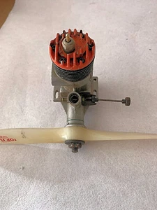 McCoy 35 Red head Model Airplane glow Engine for C/L - Picture 1 of 4