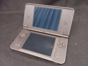 Consola Nintendo DSi LL XL DS marrón oscuro probada en Japón NTSC-J - Imagen 1 de 6