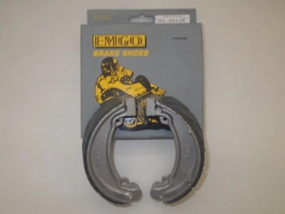 Honda CB250 Nighthawk 250 1991-2008 Rear Drum Brake Pads | EMGO 93-39158 - Image 1 of 2