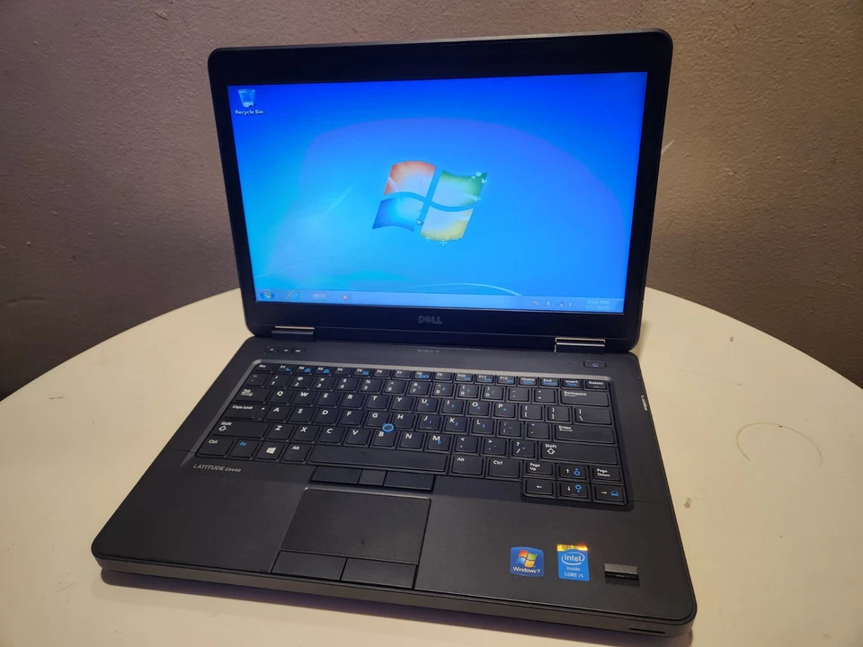 Dell Latitude e5440 | 256GB SSD | Intel Core i5-4200u | 4GB RAM | WIN 7 PRO - Image 1 of 1