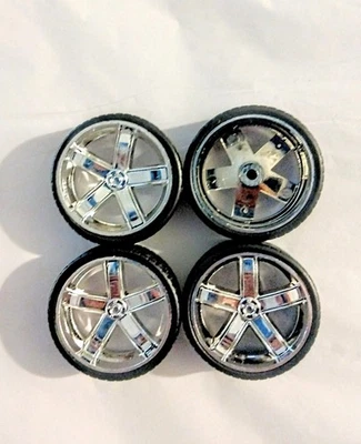 1:24 Scale Replacement Wheels For Model Diecasts - Image 1 of 2