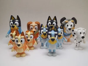 Bluey Action Figure Characters PVC Mini Figures Moose Toys Poseable - LOT Of 11 - Picture 1 of 6