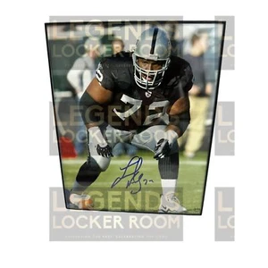Foto enmarcada de Lincoln Kennedy Raiders 8x10 con certificado de autenticidad - Imagen 1 de 1