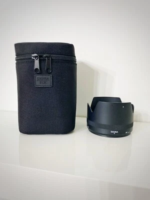Lente de cámara Sigma EX 35 mm suave negro estuche con cremallera con parasol Foto 1 de 4