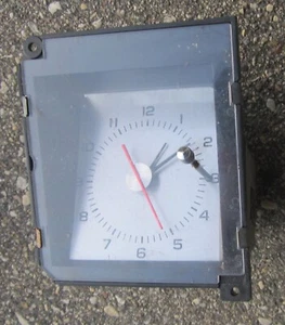 1980 - 1981 GM Dash Clock 4902060 Buick Olds or Pontiac? Untested Orig - Picture 1 of 5