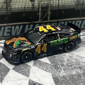 Custom #44 GREG BIFFLE 2022 FAMU nascar 1/64 diecast NEXT GEN muy raro - Imagen 1 de 7
