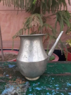 Olla Abhisheka de agua de leche ídolo templo jainista de plata alemana de colección con caño Foto 1 de 4