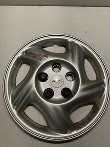 1997 - 2002 Pontiac GRAND PRIX MONTANA Trans Sport 15" Hubcap - Picture 1 of 7
