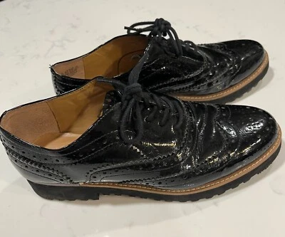 Franco Sarto Glossy Black Low Top Women's Shoes Size 7.5 - Image 1 of 4