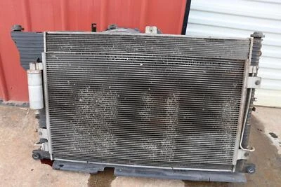 2012-2020 NISSAN NV2500 A/T 4.0L RADIATOR CONDENSER COOLING FAN ASSEMBLY OEM - Image 1 of 3