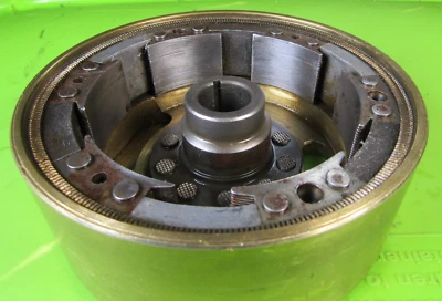 Montesa Cota 247 电机充电系统 Motoplat 转子 p/n 9600448 原始设备制造商 1968 年初 — 第 1/4 张图片