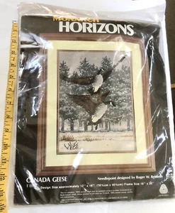 Monarch Horizons Canada Geese Roger W Reinardy Needlepoint Kit 12X16 NUEVO 1984 - Imagen 1 de 6