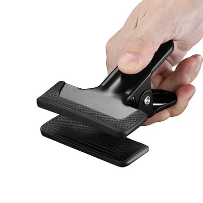 Innovative Heavy Duty Metal Clip for Photography Backdrops Secure Grip - Image 1 of 4
