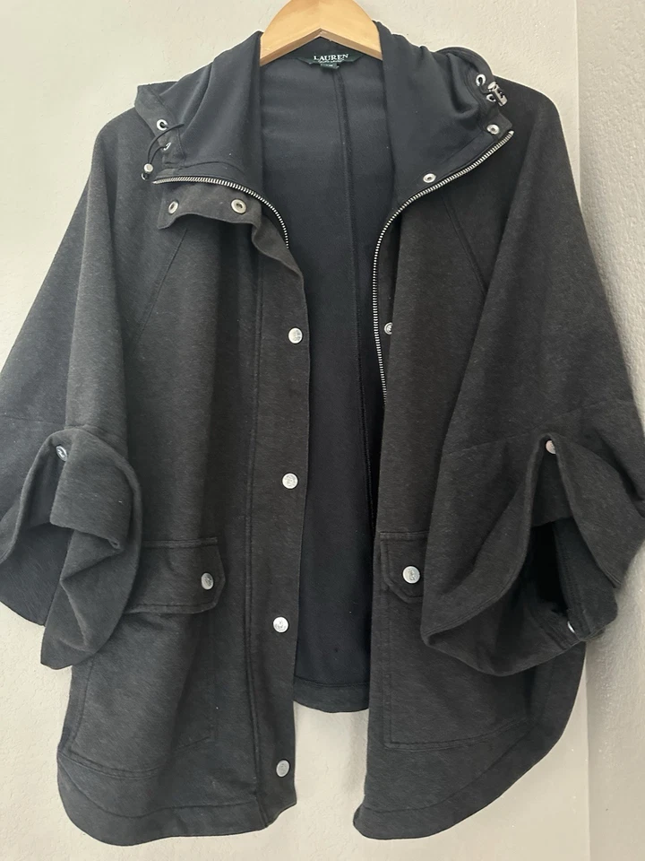 Poncho Ralph Lauren Capa De Colección, Algodón S/M Gris. Botones, bolsillos con logotipo plateado Foto 1 de 4