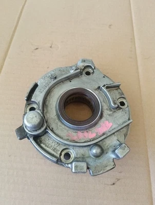 Volvo Oil Pump 30650144 – Fits V70/S60/V60/S80 2000‑2016 – Tested OEM Part - Image 1 of 4