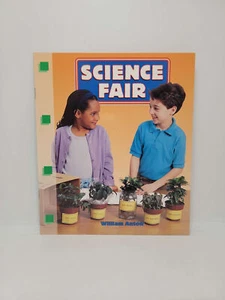 Science Fair by William Anton - Bild 1 von 3
