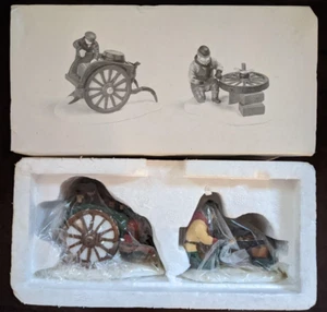 NEW Dept 56 C. Bradford WHEELWRIGHT & SON Heritage Village Collection 2pc 5818-1 - Picture 1 of 4