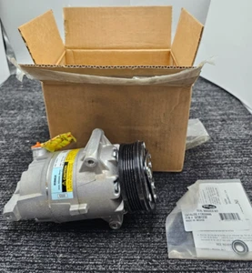 DELPHI CS10077 AC Compressor Fits Chevrolet HHR 2.0L 2008 2009 2010 - Picture 1 of 12