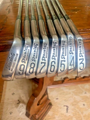 JUEGO DE HIERRO REGISTRADO EJECUTIVO SPALDING DE COLECCIÓN 3-W Foto 1 de 4