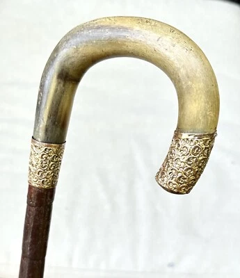 Antiguo bastón antiguo de colección del siglo XIX con mango de cuerno de Inglaterra relleno de oro antiguo Foto 1 de 4