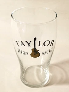 Selten - Taylor Qualität Gitarren - Biertrinkglas - 6-1/4" hoch - top - Bild 1 von 3
