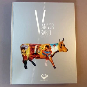 Black Coffee Gallery Aniversario Volumen VI 2013 HC Art Book Spanish - English - Picture 1 of 14