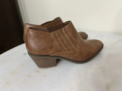 ROUTE 66 Mujer 2 en Tacón Zapato Sin Cordones Marrón Imitación Cuero Talla Mujer’s 9 NUEVO Foto 1 de 4