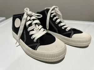 Tenis de plataforma de lona Coolway para mujer, talla 9 1/2, blancas y negras, hasta el tobillo - Imagen 1 de 6