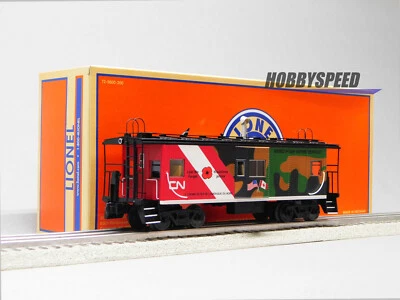 LIONEL CANADIAN NATIONAL VETERANS BAY WINDOW CABOOSE O GAUGE train 2226790 NEW - Image 1 of 4